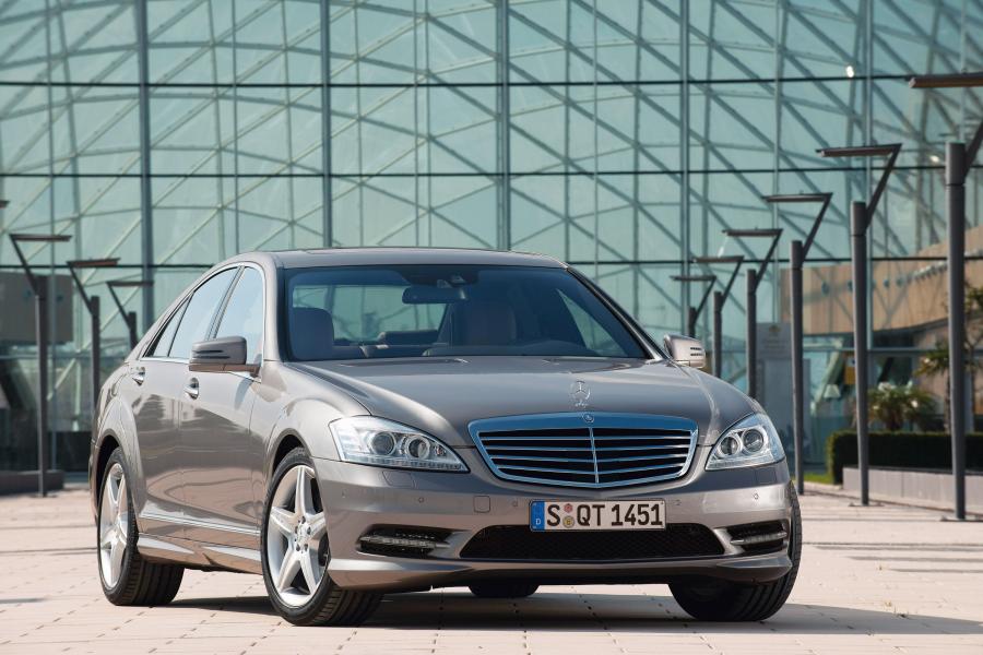  Mercedes-Benz S500 4Matic AMG 2009 года  (фото 7 из 15)